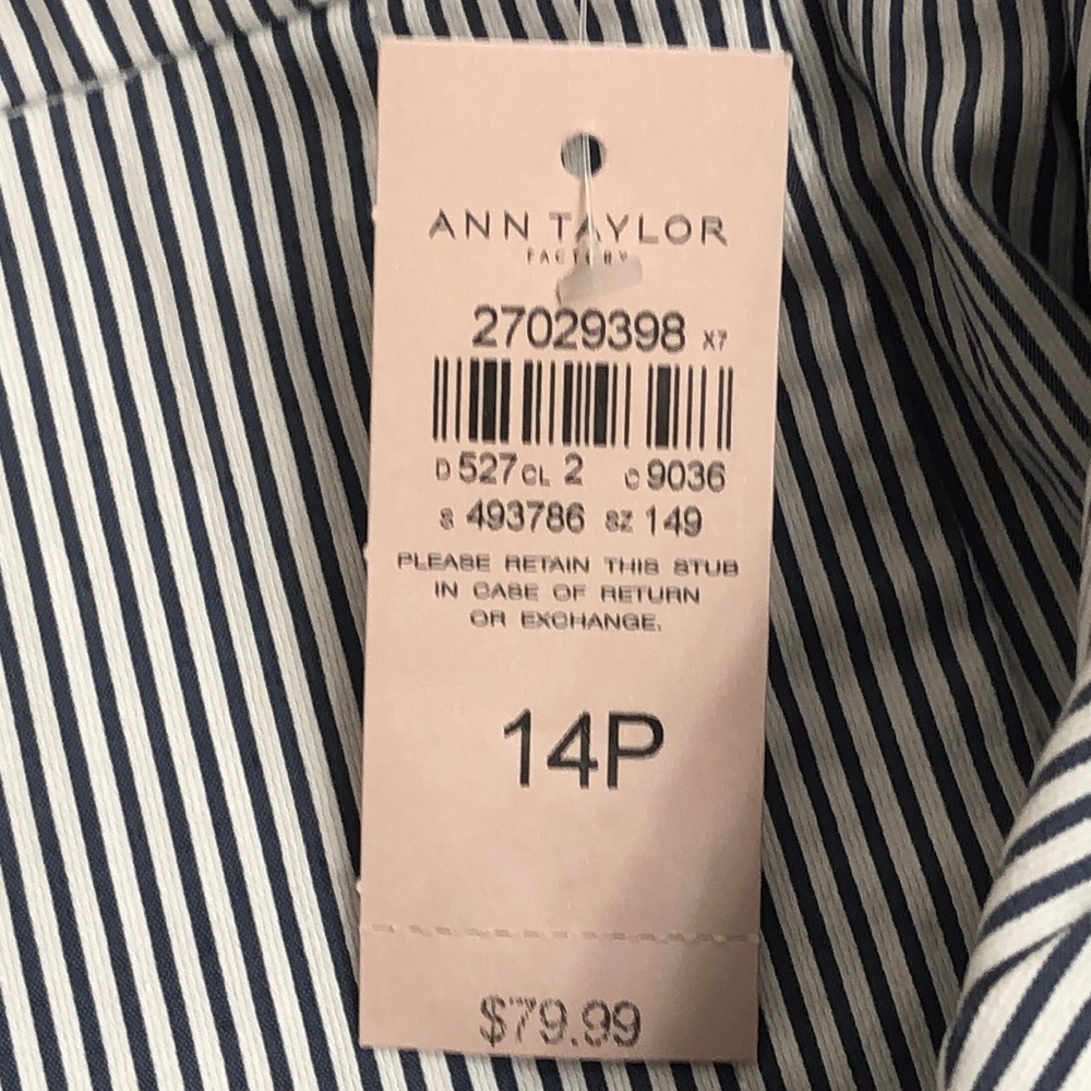 🆕 Ann Taylor Signature Crop Length Striped Pants - Picture 14 of 15